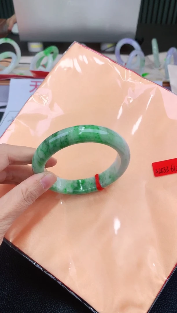 未镶嵌手镯翡翠111