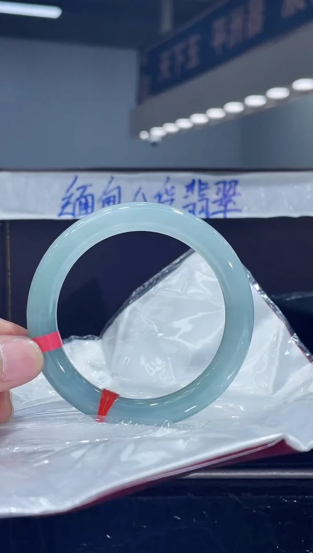 未镶嵌手镯翡翠12