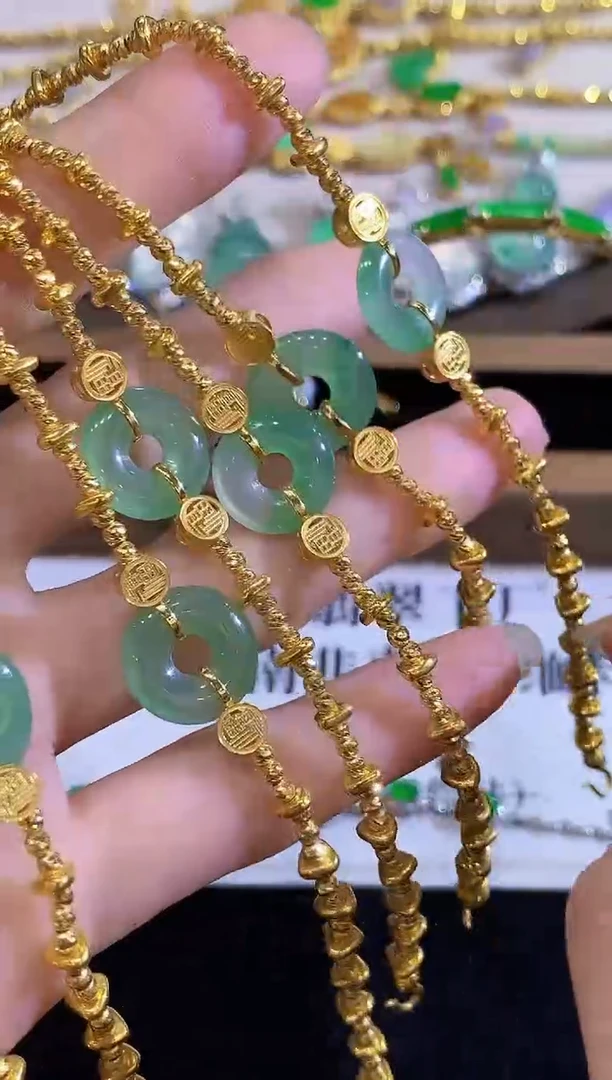 18K金镶嵌手链翡翠L多样性发其一