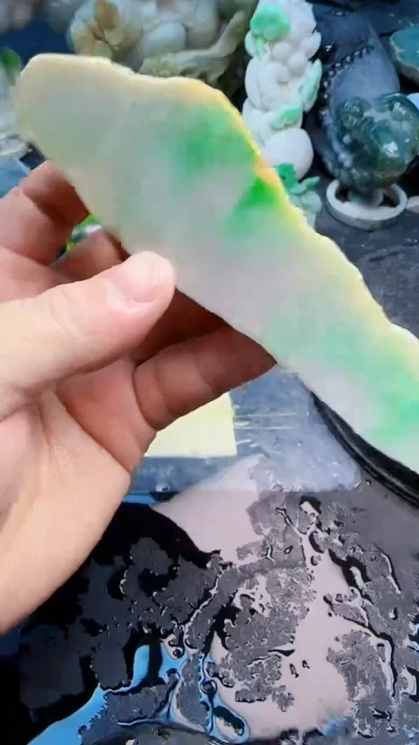 翡翠挂件未镶嵌天然翡翠029