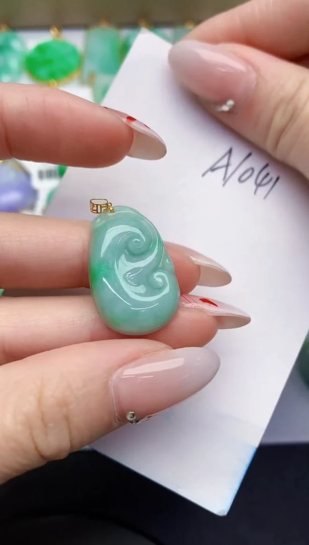 【闪购商品】翡翠颈饰18K金镶嵌00000000000