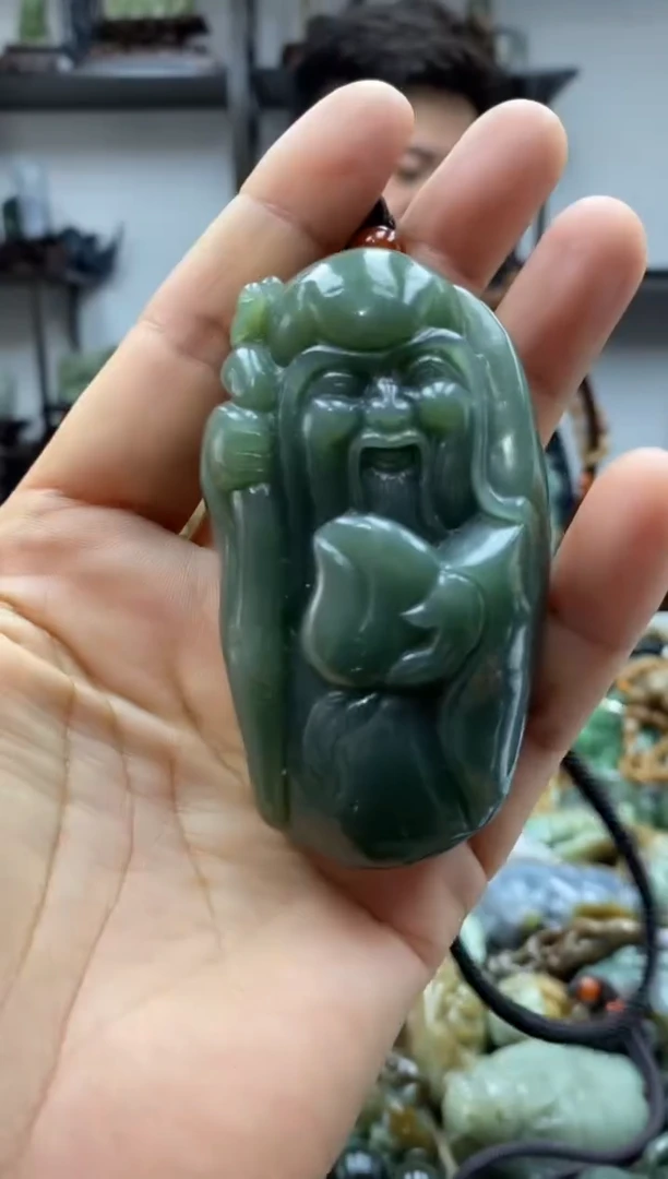 和田玉未镶嵌把件1