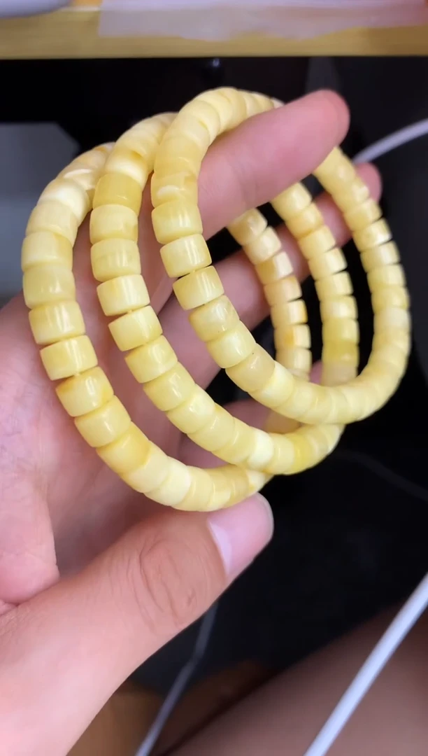 未镶嵌蜜蜡裸石手串多样性发其一