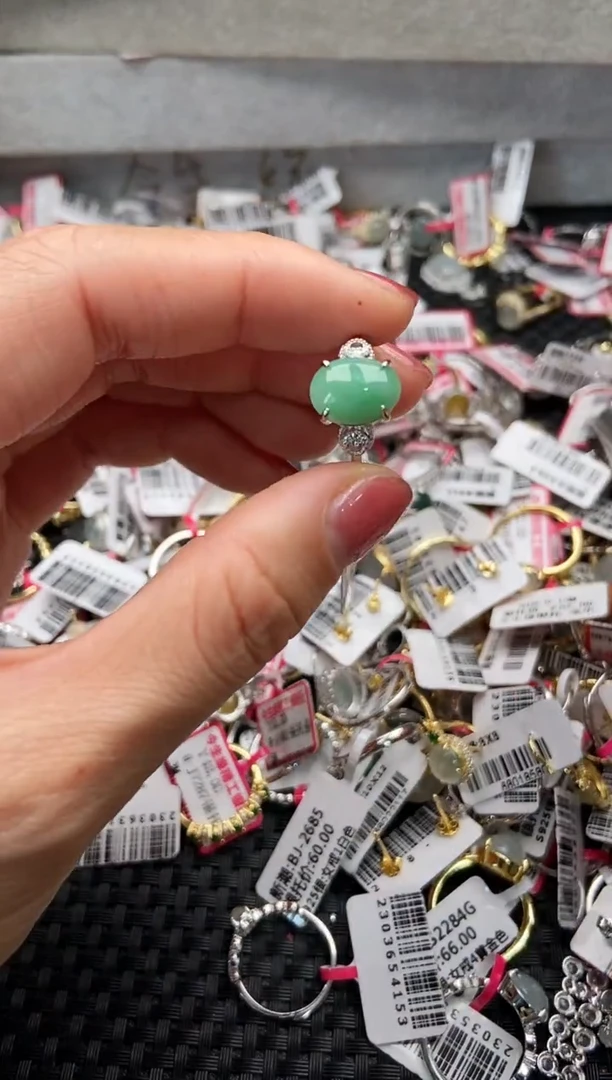 【闪购商品】翡翠戒指银S925镶嵌2222222    4