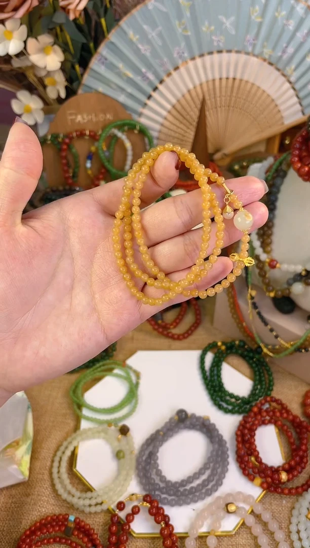 【闪购商品】和田玉三圈18K金镶嵌糖玉