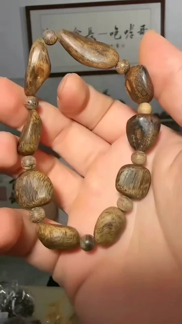 沉香手串60号沉水瘤疤多样性发一