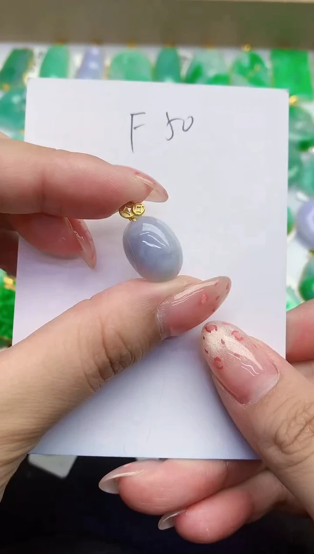 翡翠未镶嵌颈饰000000000