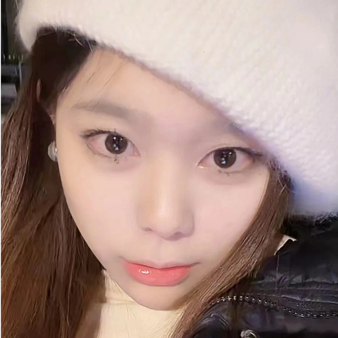 点击看主播哦以前照片 睫毛精华液【安卜】