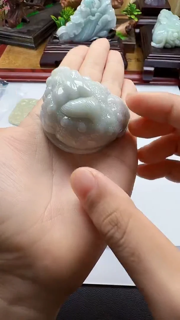 吊坠(不含链)未镶嵌翡翠1