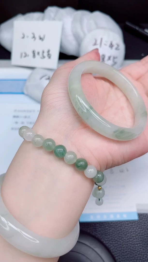 石英质玉手镯未镶嵌163-56.6