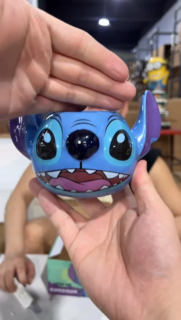 瓷片小号原盒史迪仔双耳杯