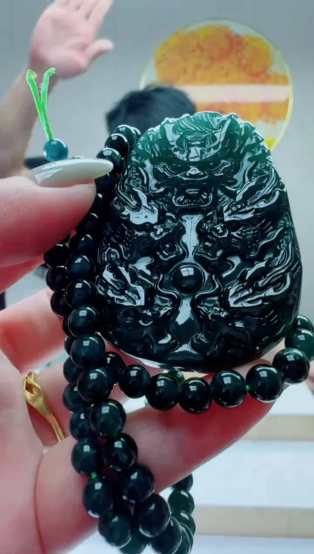 翡翠未镶嵌颈饰多样性随机发其一