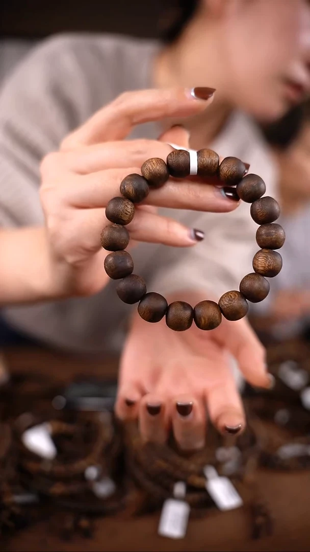 沉香手串【捡漏款】只是造型略笨不然不是这个价格！12mm苹果珠