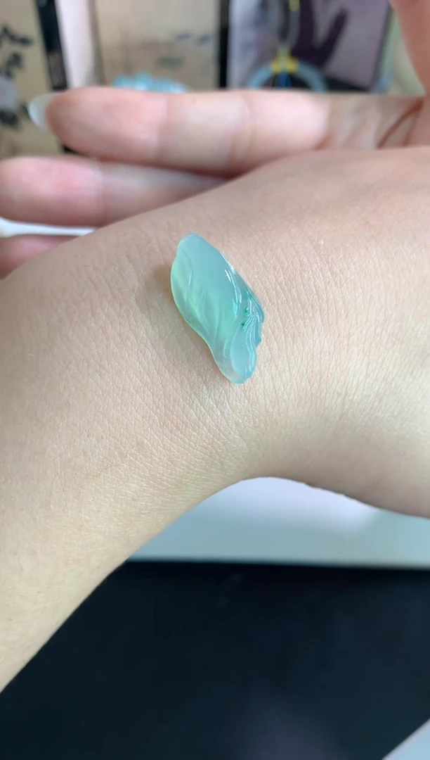 定制翡翠未镶嵌毛货