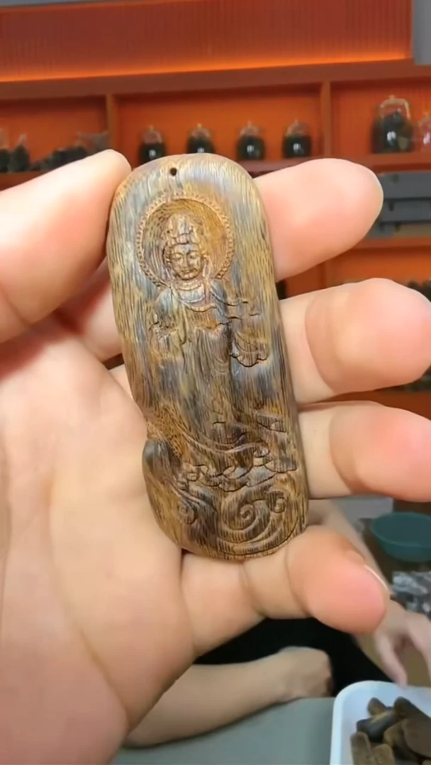 沉香吊坠99号多样性发一