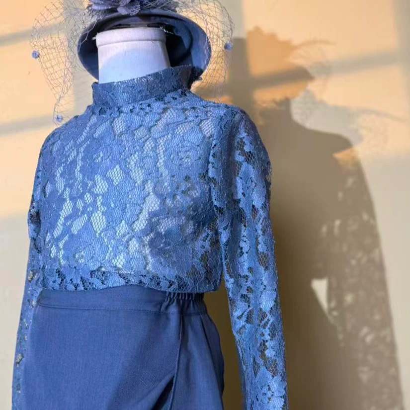 灰色蕾丝长袖儿童潮服走秀潮服