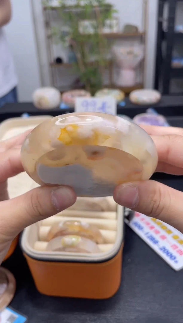 石英质玉手镯未镶嵌A38(59圈赠送镯心)