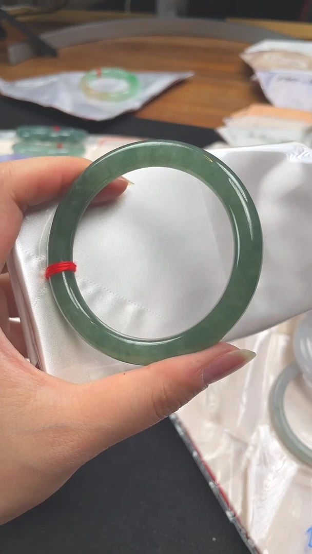 【闪购商品】翡翠手镯未镶嵌手镯MY1111