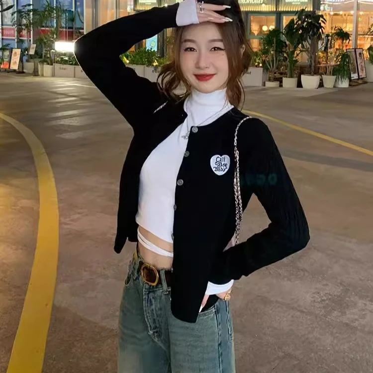 开衫外套女早春2025年新款春秋外搭灰色毛衣学院风针织衫短款上衣