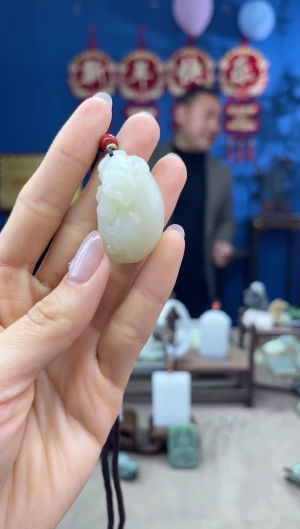 【闪购商品】和田玉颈饰未镶嵌1