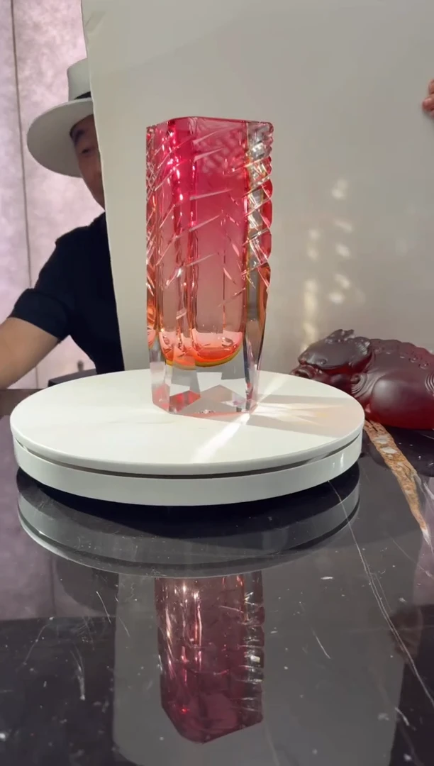 摆件金红色金色时间的裂痕花瓶