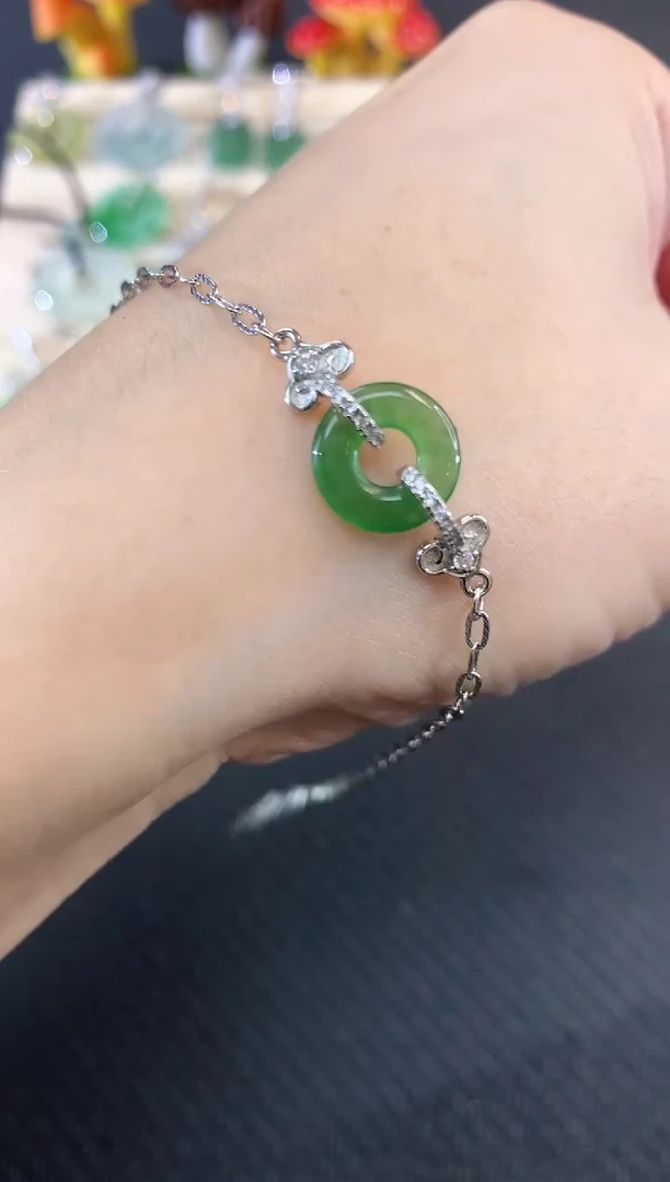 未镶嵌手链翡翠34不退不换|280