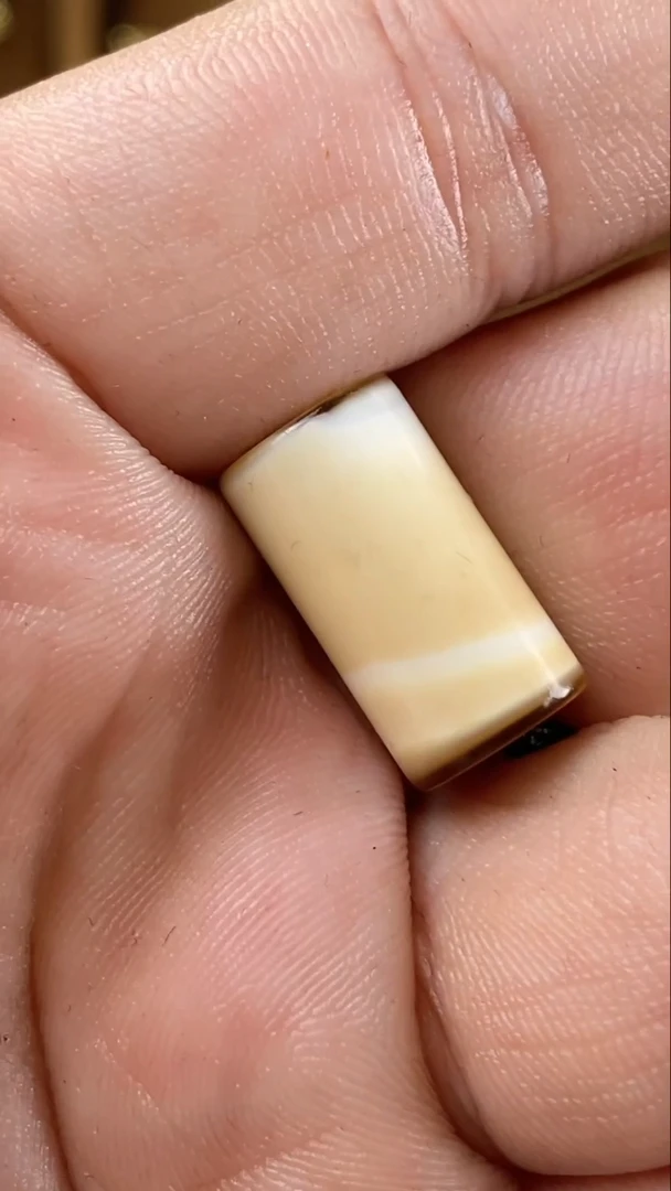 【闪购商品】石英质玉珠宝奇石未镶嵌1