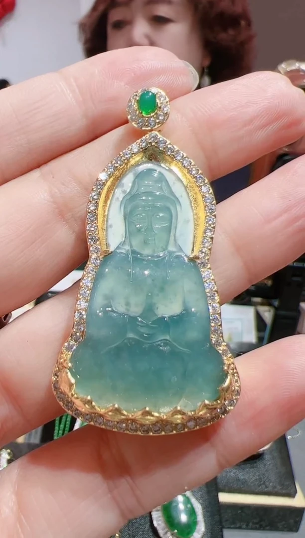 【闪购商品】翡翠颈饰未镶嵌202511847