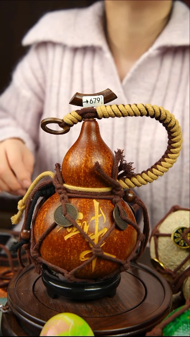 679号500ml左右非遗大漆酒葫芦