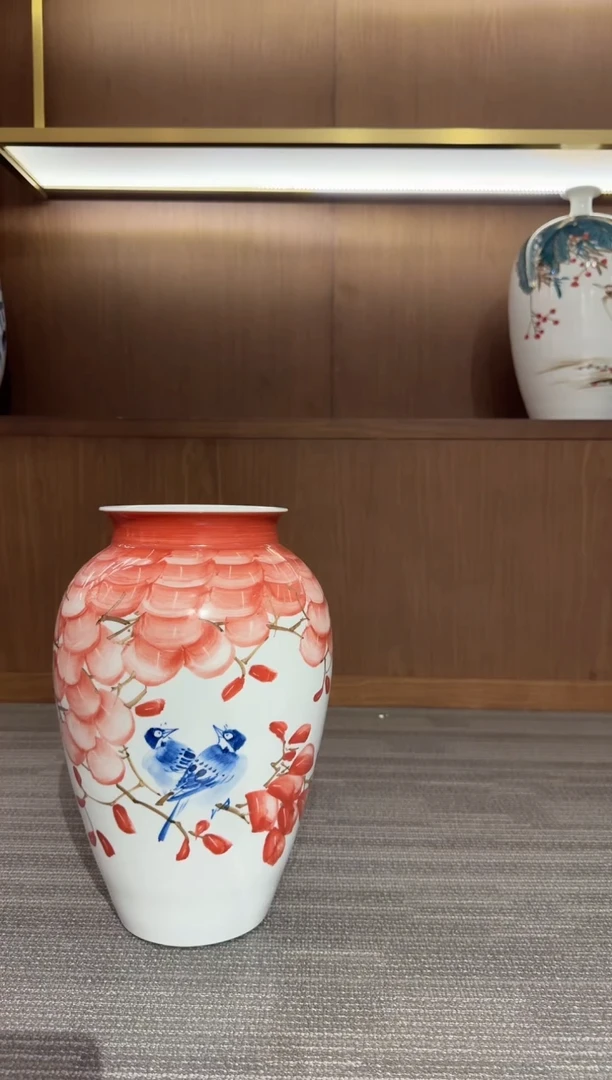 摆件景德镇陶瓷彭小清瓶子