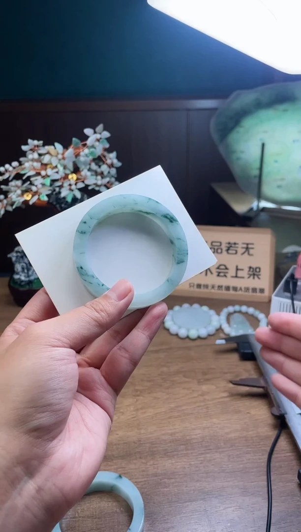 【闪购商品】定制翡翠手镯未镶嵌定制