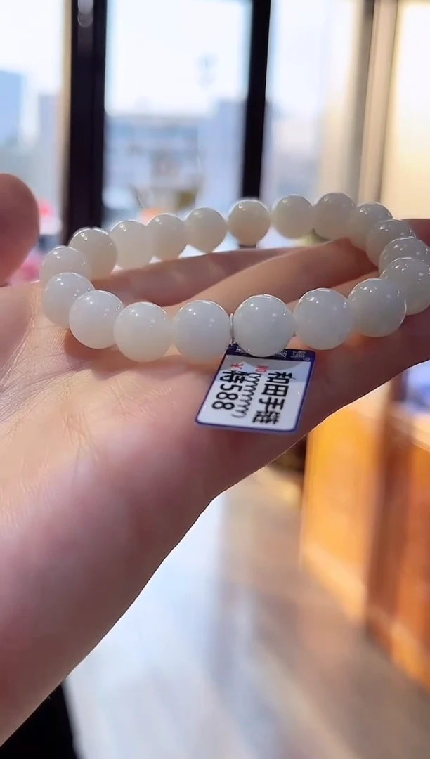 颈饰未镶嵌和田玉手链10