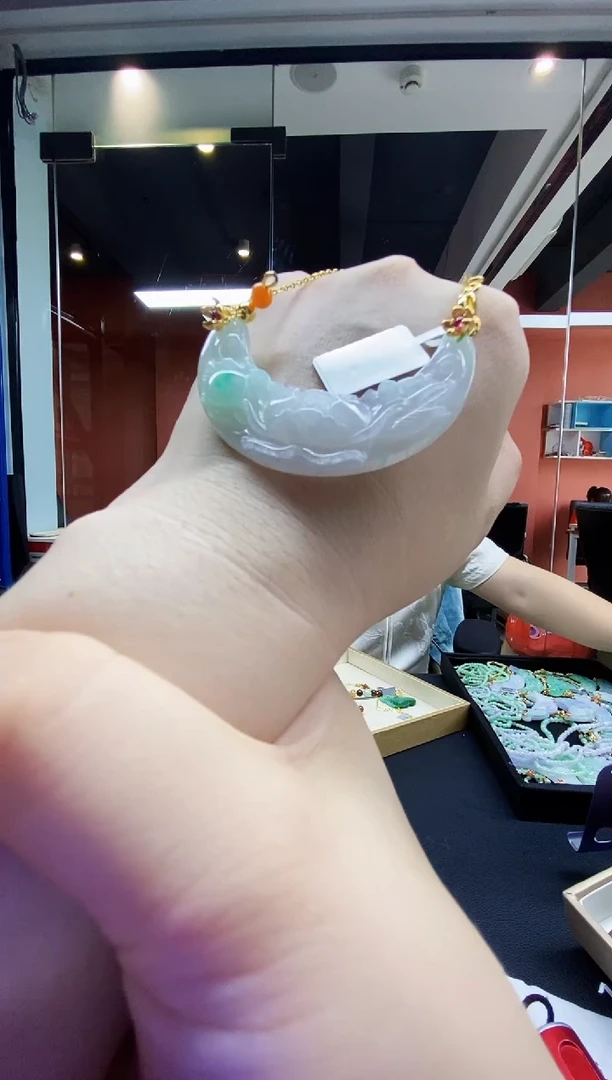 颈饰未镶嵌翡翠翡翠吊坠