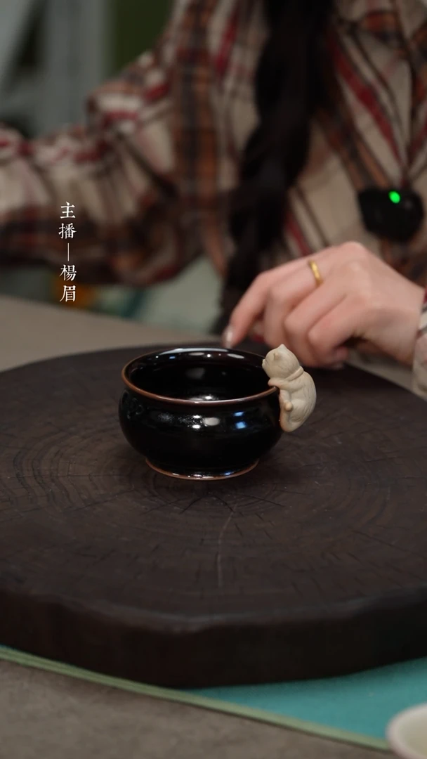 【闪购商品】故宫猫杯（浩然堂）——龙眉