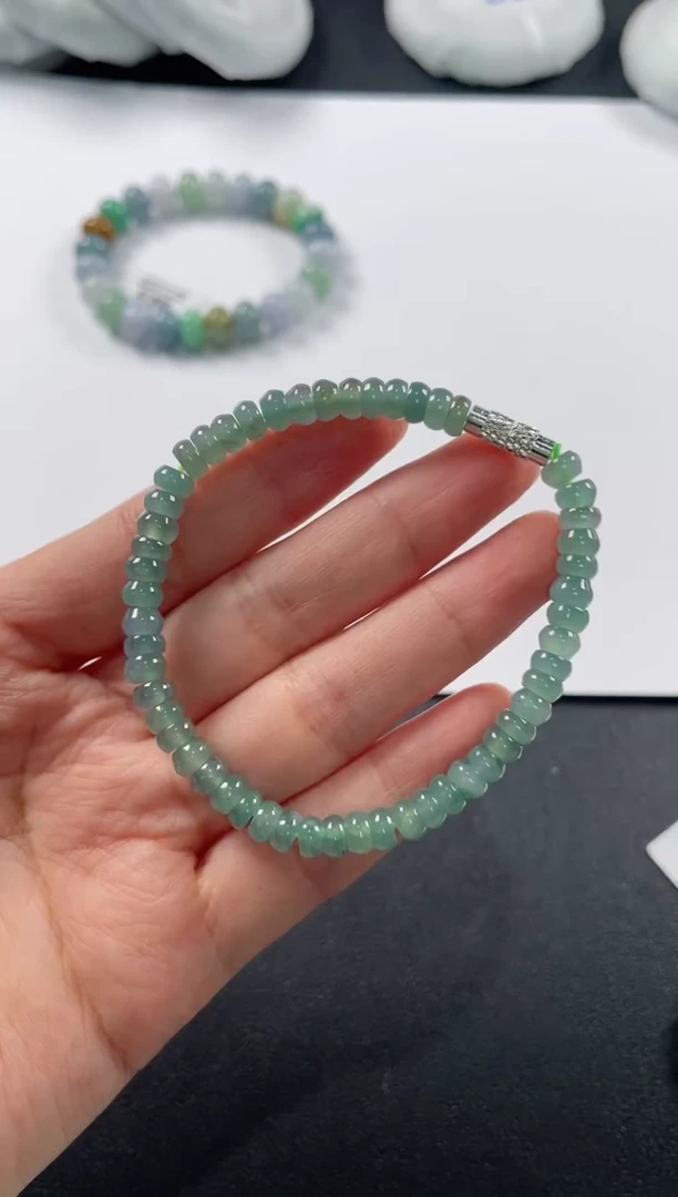 未镶嵌手串翡翠13（多样性发一件）