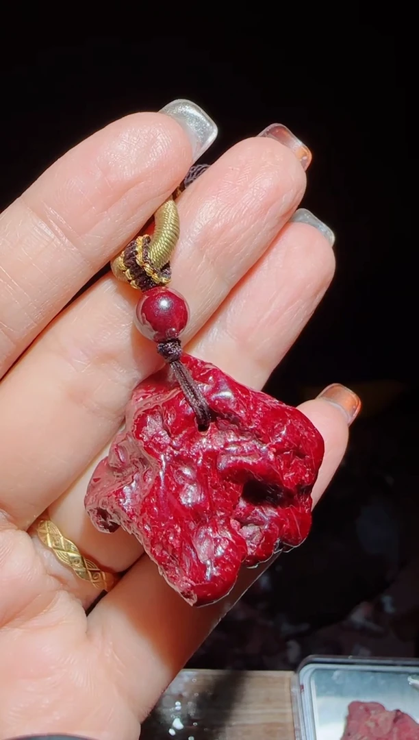天然辰砂无根砂吊坠87