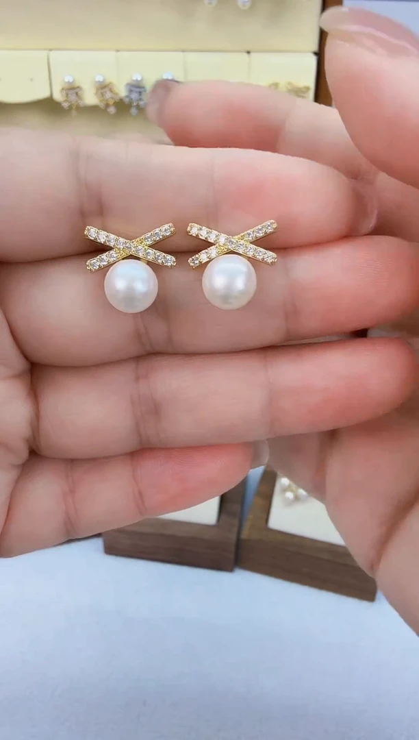 未镶嵌耳饰淡水珍珠金