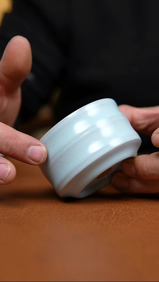 杯仿古月白纯手竹节杯微瑕