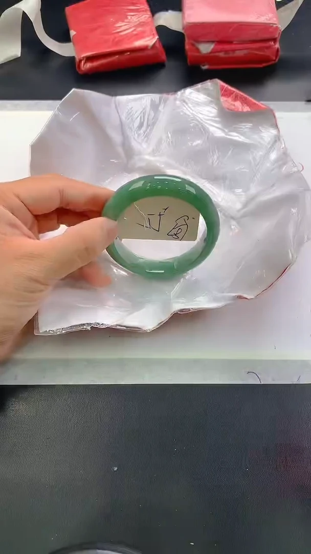 未镶嵌手镯翡翠57