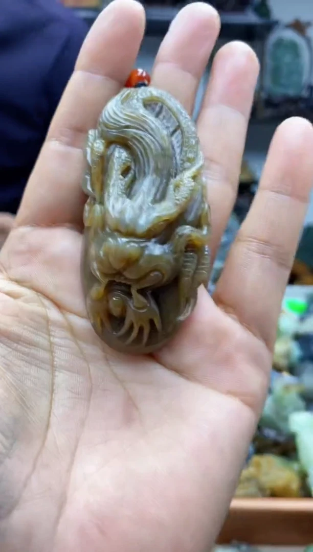 和田玉未镶嵌把件1