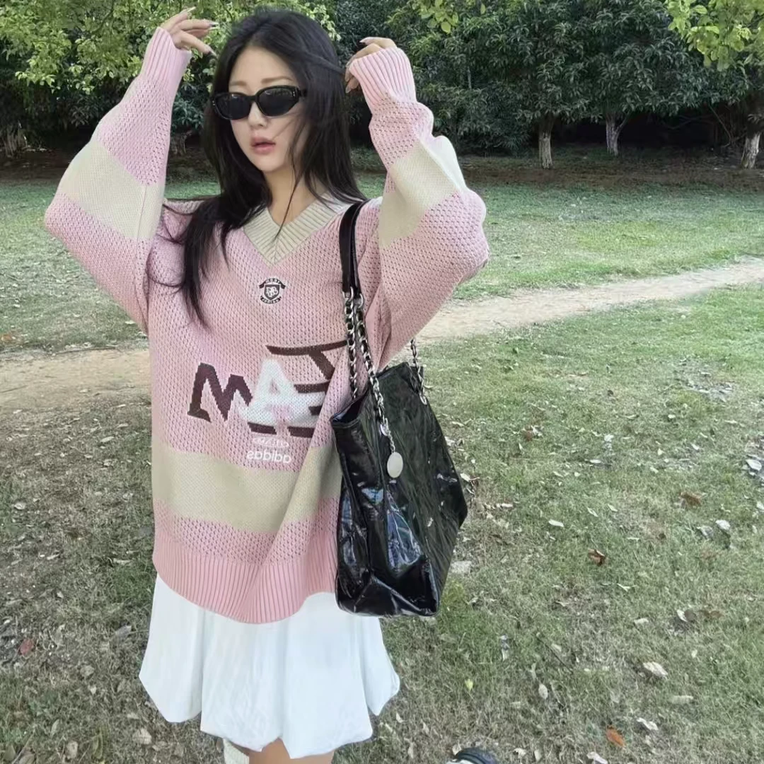 adidas/阿迪达斯三叶草王安宇同款粉色慵懒风宽松V领针织衫KF4468