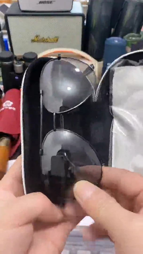 瓷片闪购商品 如图所示