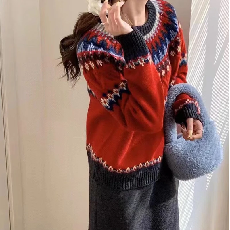 费尔岛2024秋冬新款羊毛时尚慵懒风加厚保暖圆领套头针织圣诞毛衣