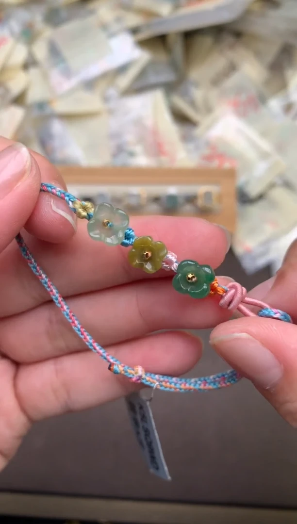 翡翠挂件未镶嵌—