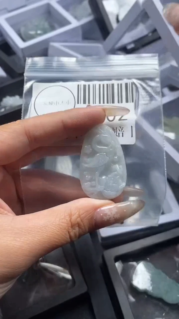 颈饰未镶嵌翡翠4002