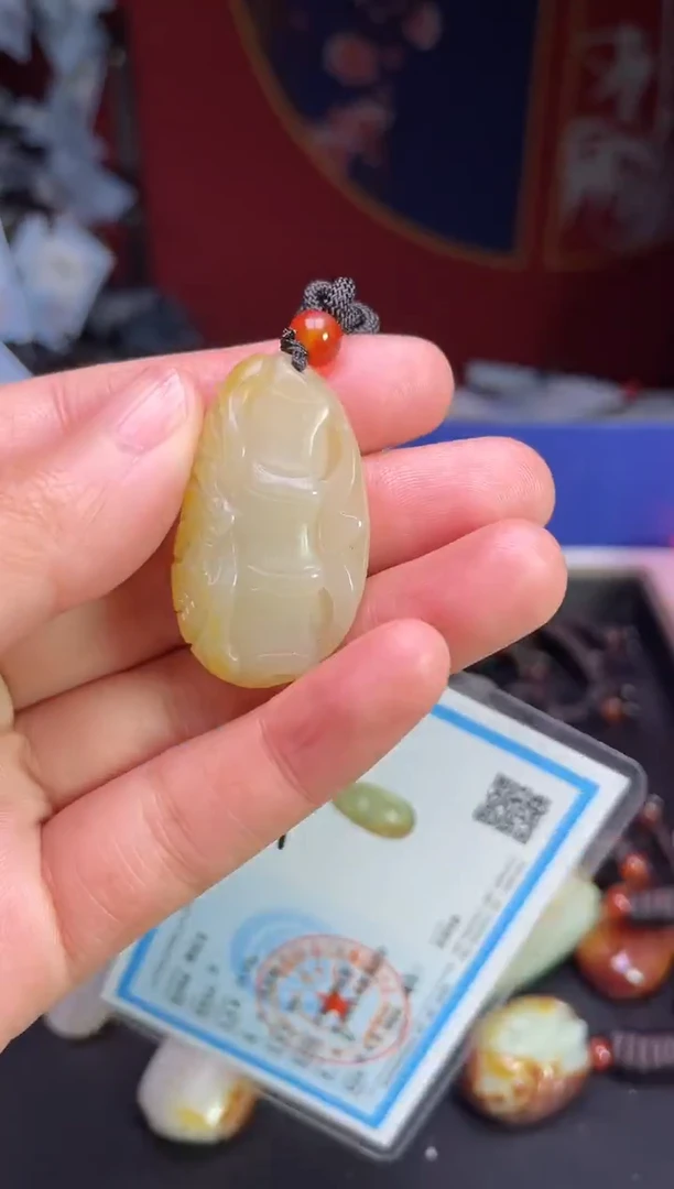 颈饰未镶嵌和田玉1
