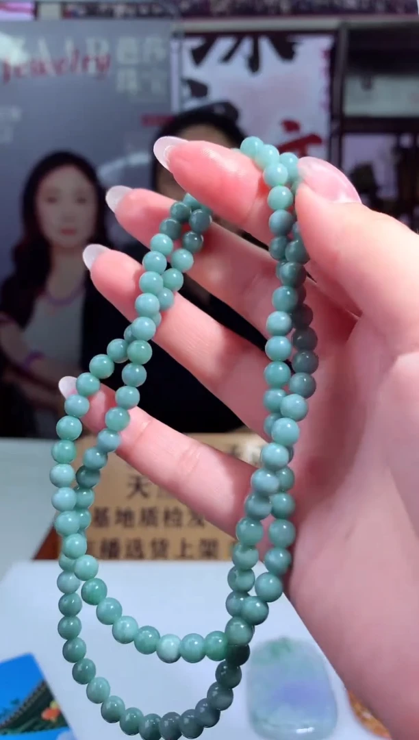 未镶嵌定制翡翠天然翡翠（拍一发一)