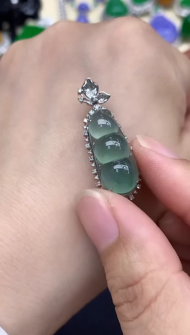 颈饰18K金镶嵌翡翠514-中国好珍宝