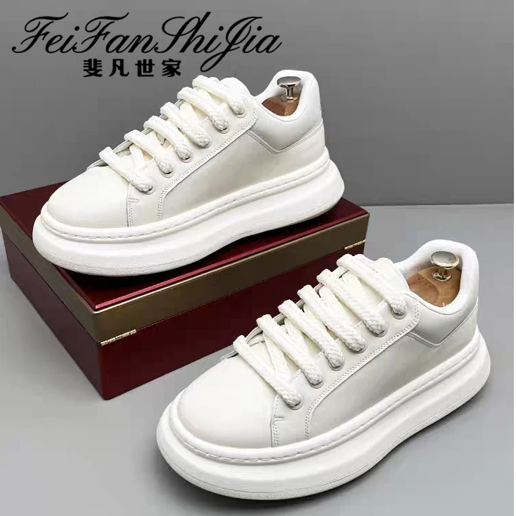 板鞋男款2025新款秋季爆款厚底增高板鞋时尚百搭干净感痞帅男鞋子