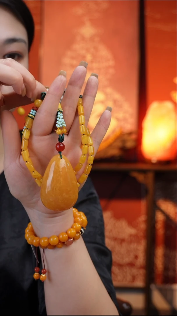 琥珀吊坠(赠链)未镶嵌天然琥珀蜜蜡水滴吊坠套装 丹麦料